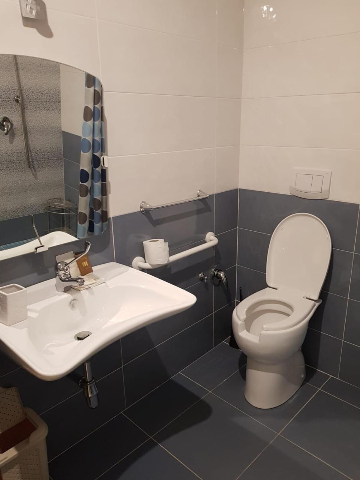 Le Mulinare - Bed & Breakfast Drapia Bagian luar foto